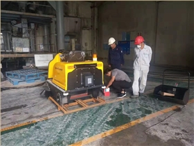 機械工廠清潔難那是您還沒用上小型車間掃地機 機械工廠清潔難那是您還沒用上小型車間掃地機