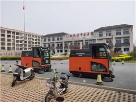 物業小區選購電動掃地車已成趨勢