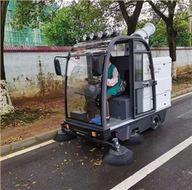 小型電動(dòng)清掃機(jī)優(yōu)勢