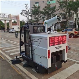 為什么現(xiàn)在不使用人工清潔而使用電動掃地車？
