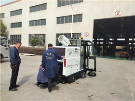 公路電動掃地車是環衛部門的“重要成員”！