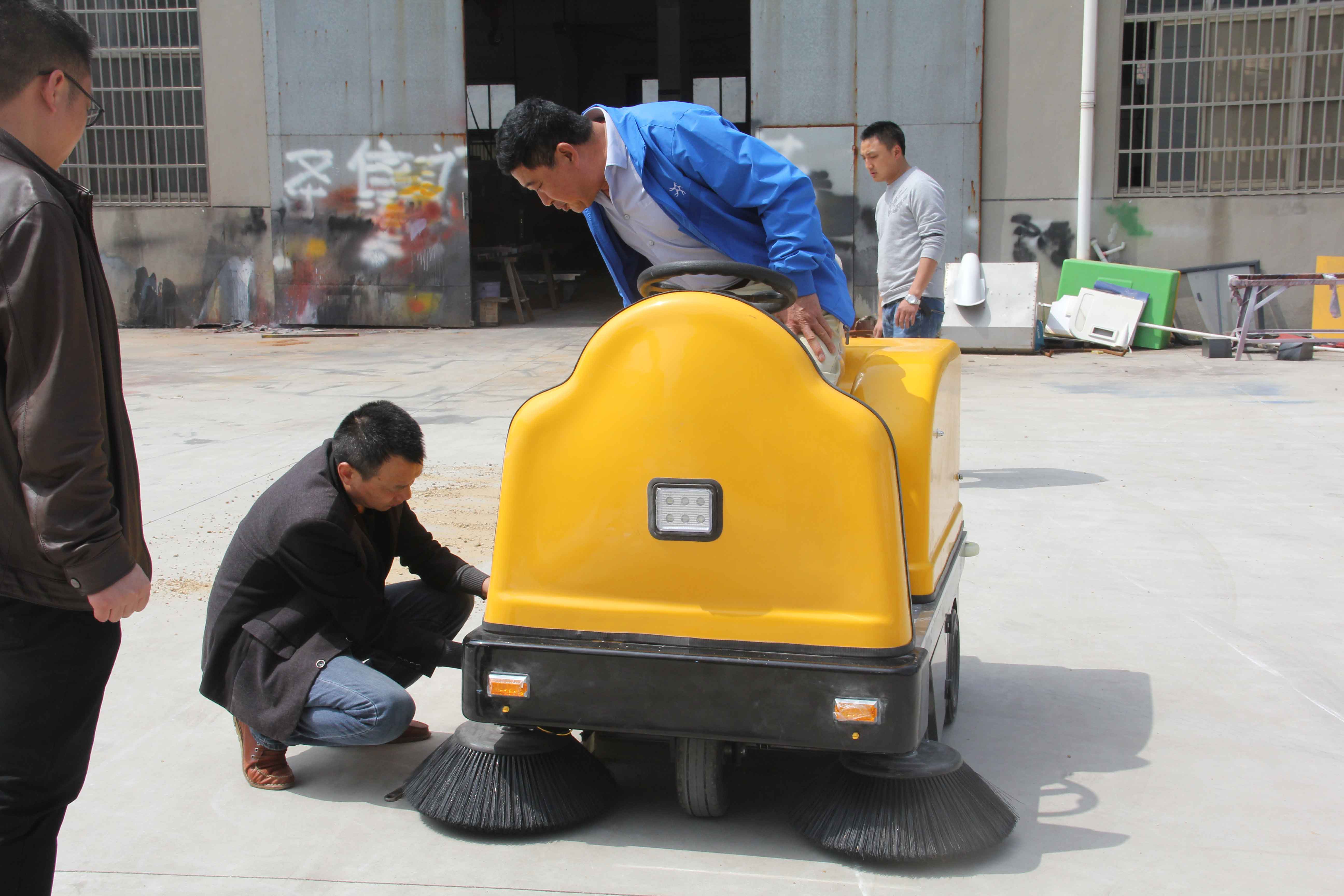 掃地車雨天涉水后怎么辦 掃地車雨天涉水后怎么辦