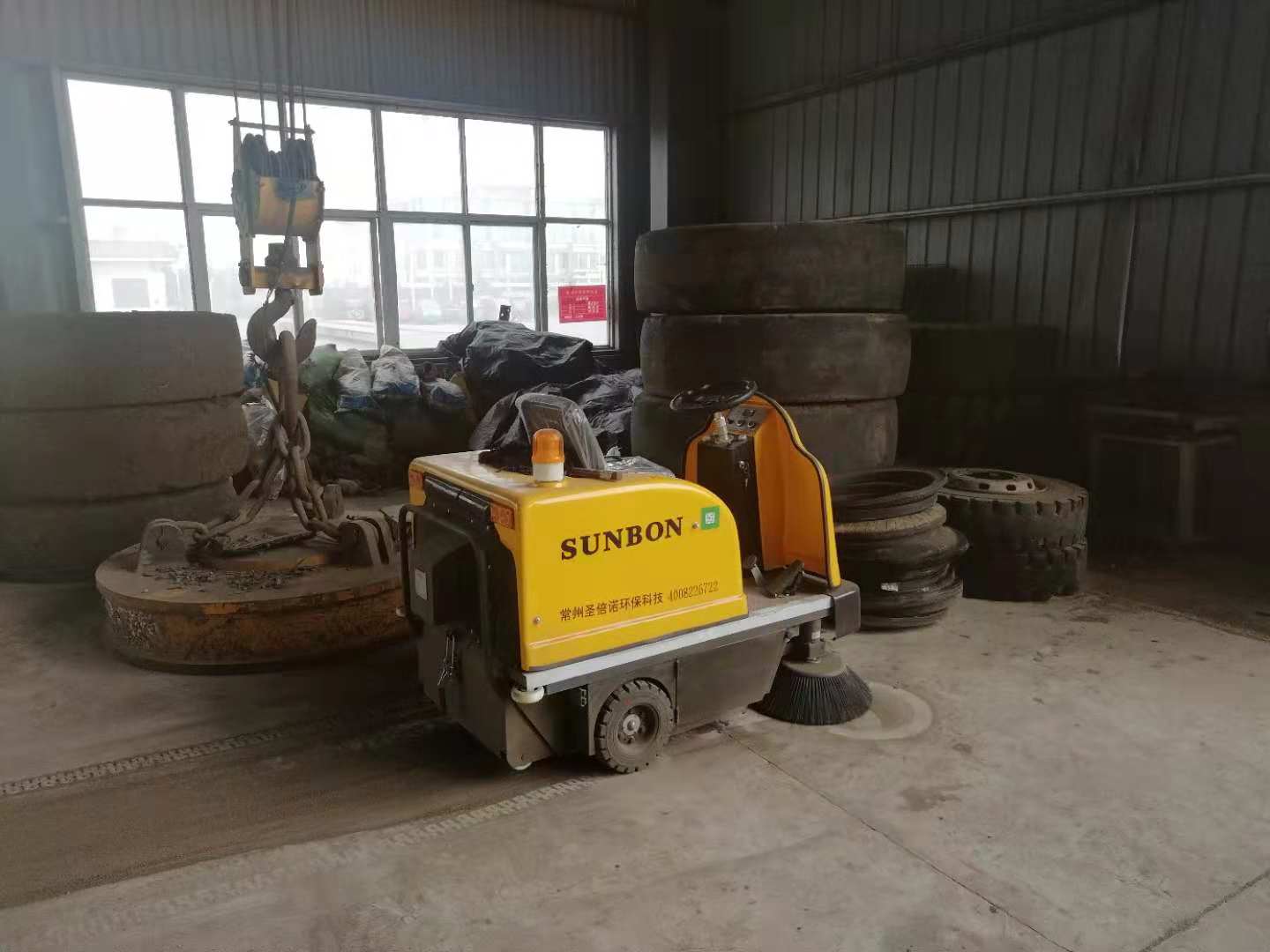 電動掃地機治理工廠粉塵的優勢