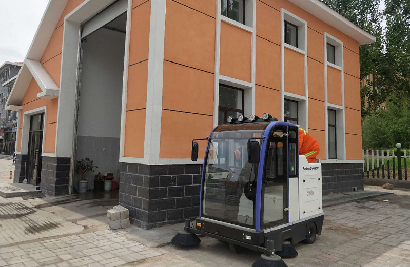 電動掃地車在重金屬冶煉廠的應用 電動掃地車在重金屬冶煉廠的應用
