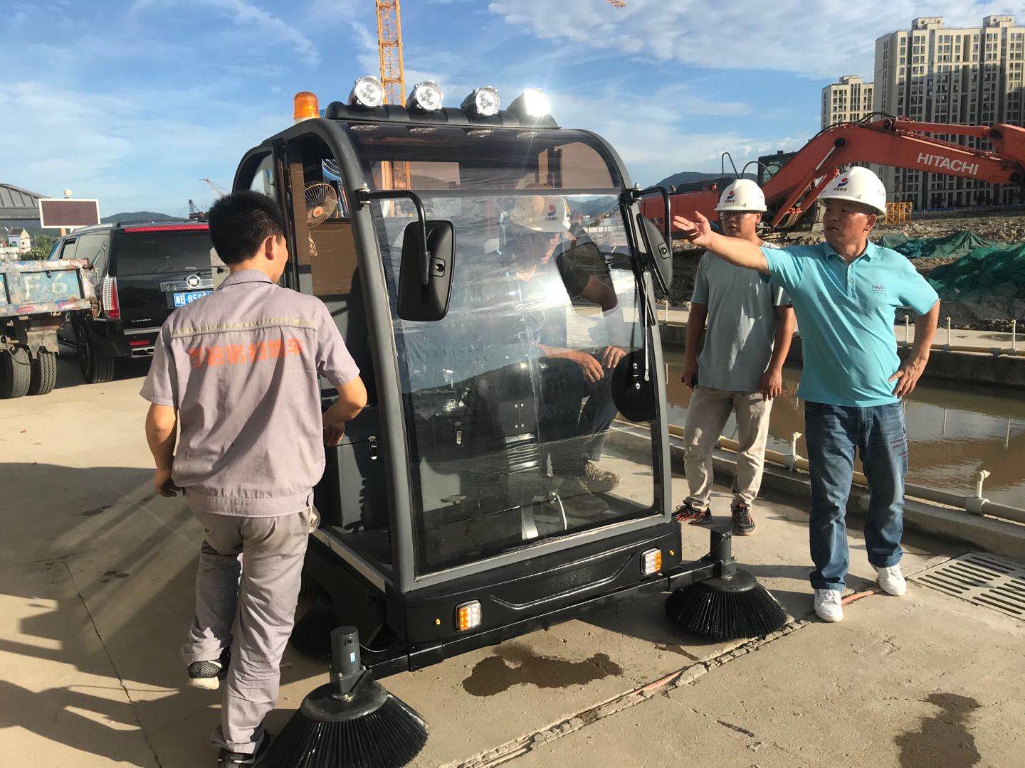 工地掃地車什么樣，多少錢一臺