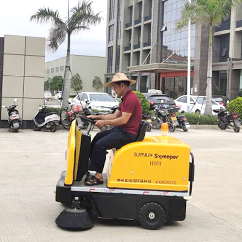 工業(yè)掃地車品牌排行？如何選？