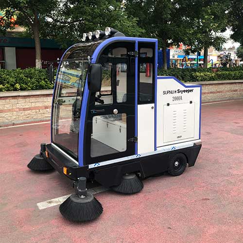 電動(dòng)掃地車哪里好？為什么如此受歡迎