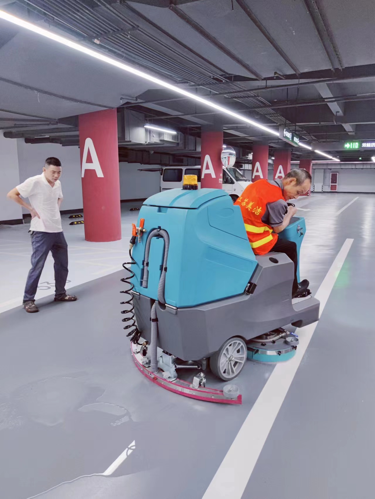 洗地機價格是由什么市場因素決定的呢？