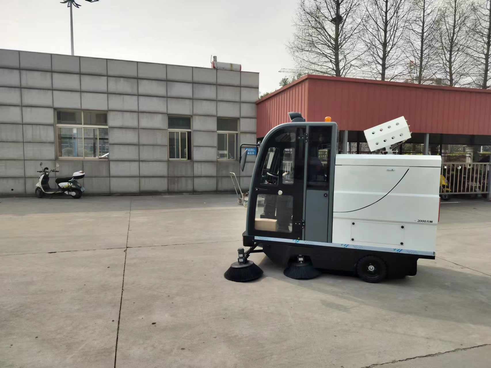 物業社區需要選擇什么樣的電動清掃車
